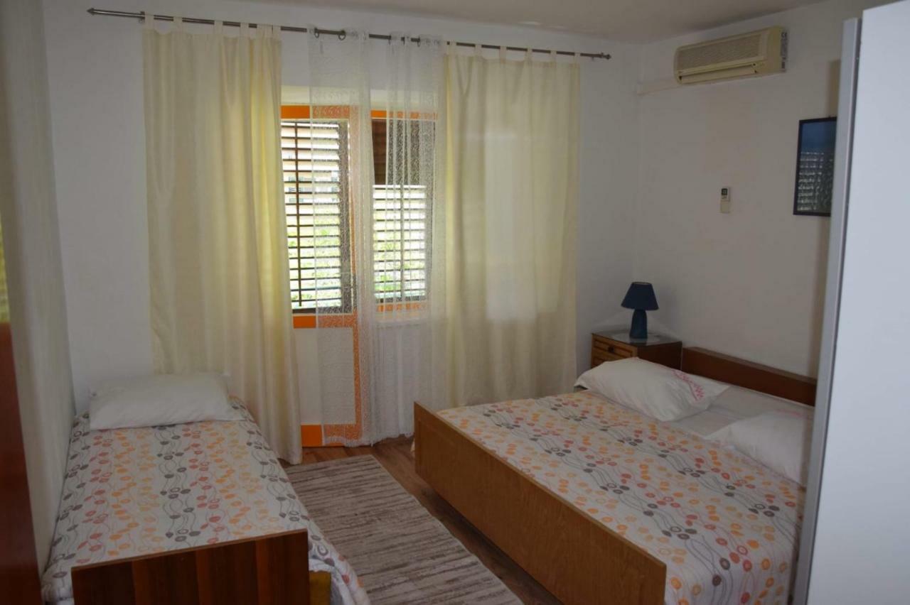 Apartman Linda Baška Voda Dış mekan fotoğraf